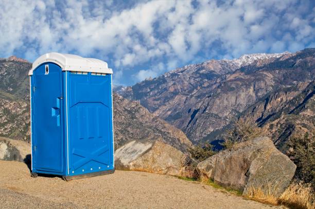 Best Portable bathroom rental  in Floris, VA
