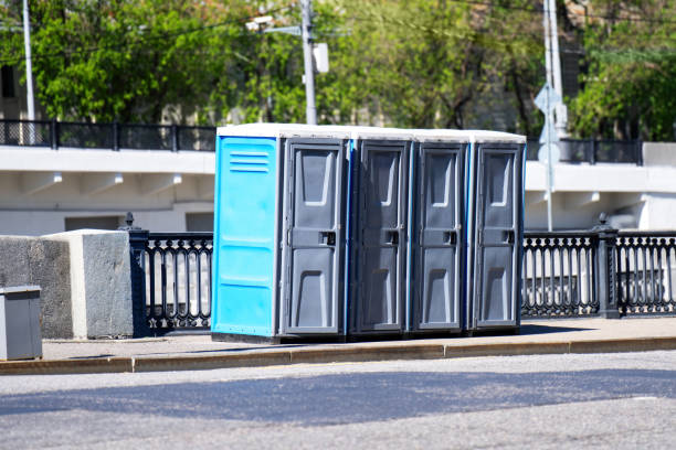 Best Best portable toilet rental  in Floris, VA